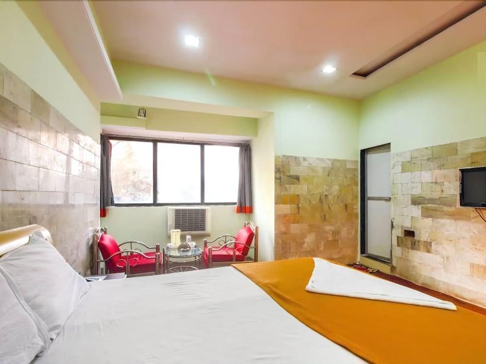Hotel Evergreen Mumbai Ngoại thất bức ảnh