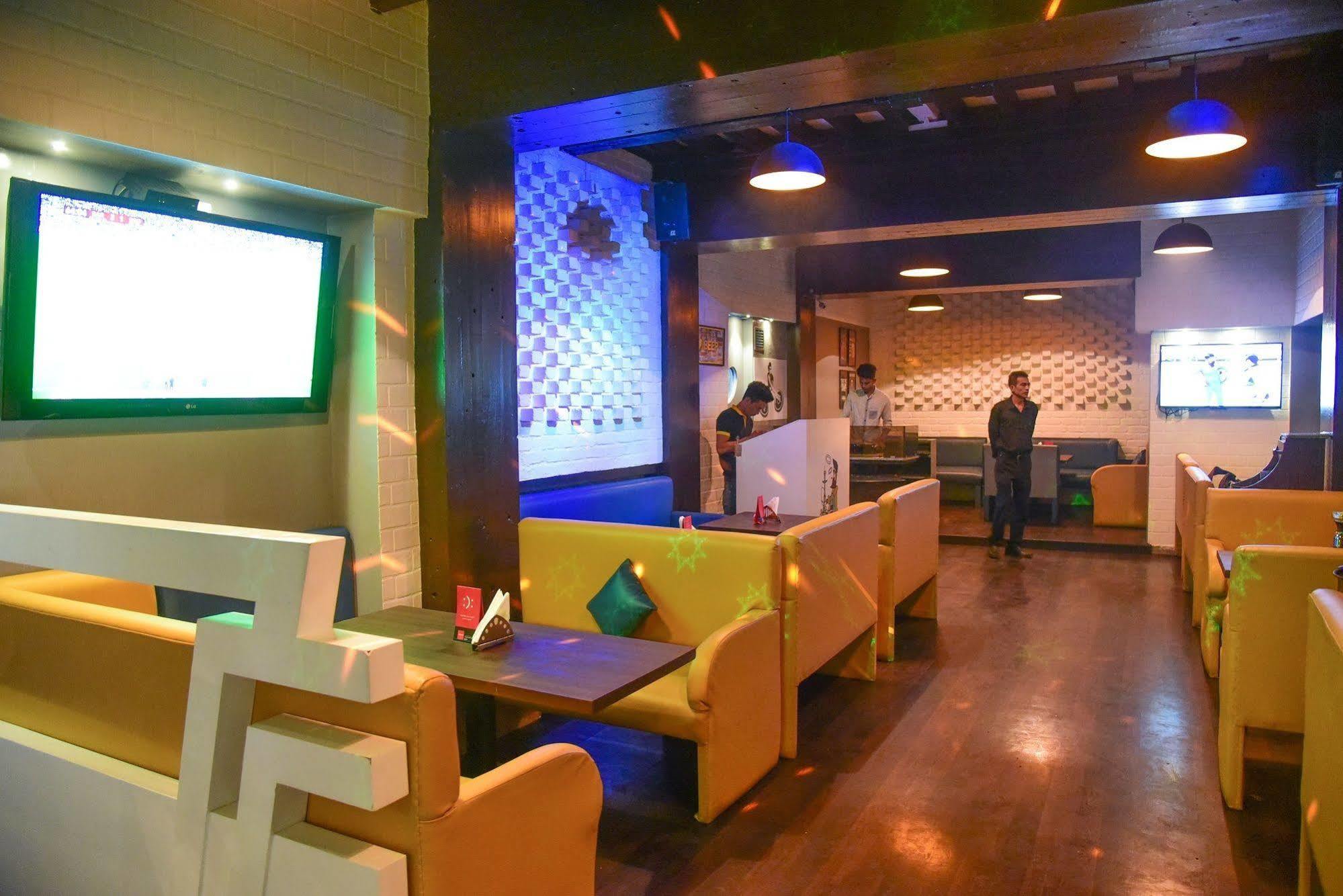 Hotel Evergreen Mumbai Ngoại thất bức ảnh
