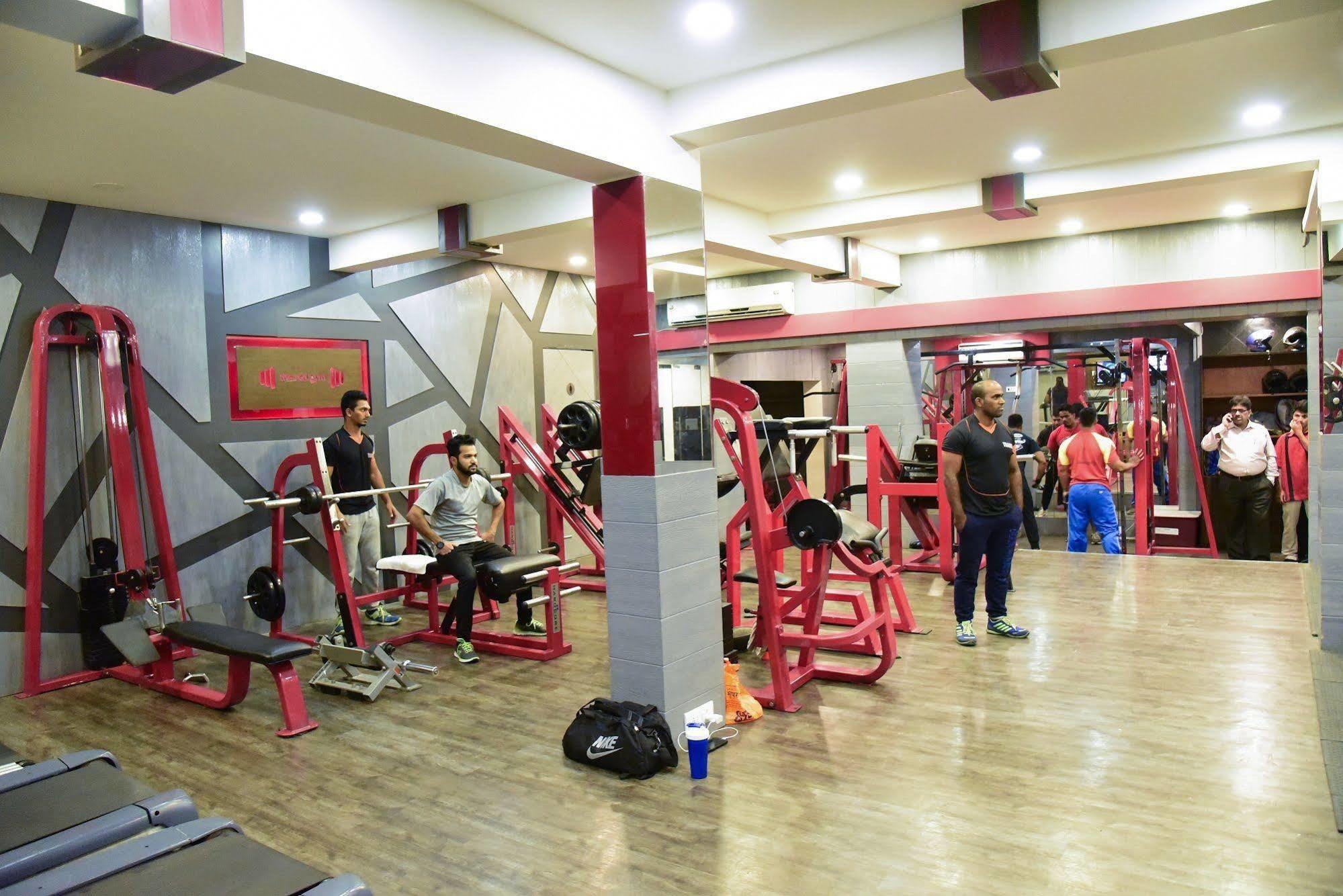 Hotel Evergreen Mumbai Ngoại thất bức ảnh