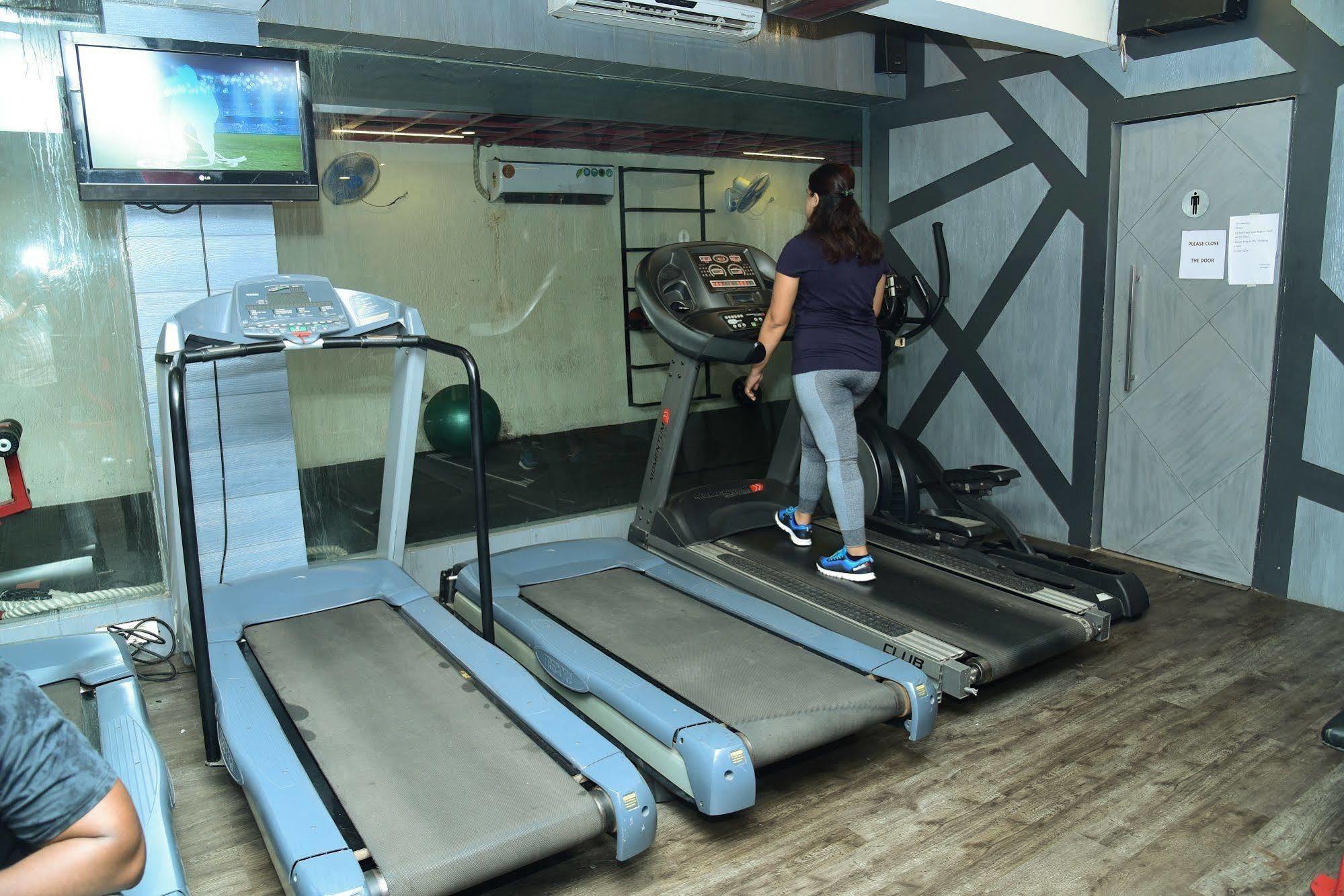 Hotel Evergreen Mumbai Ngoại thất bức ảnh