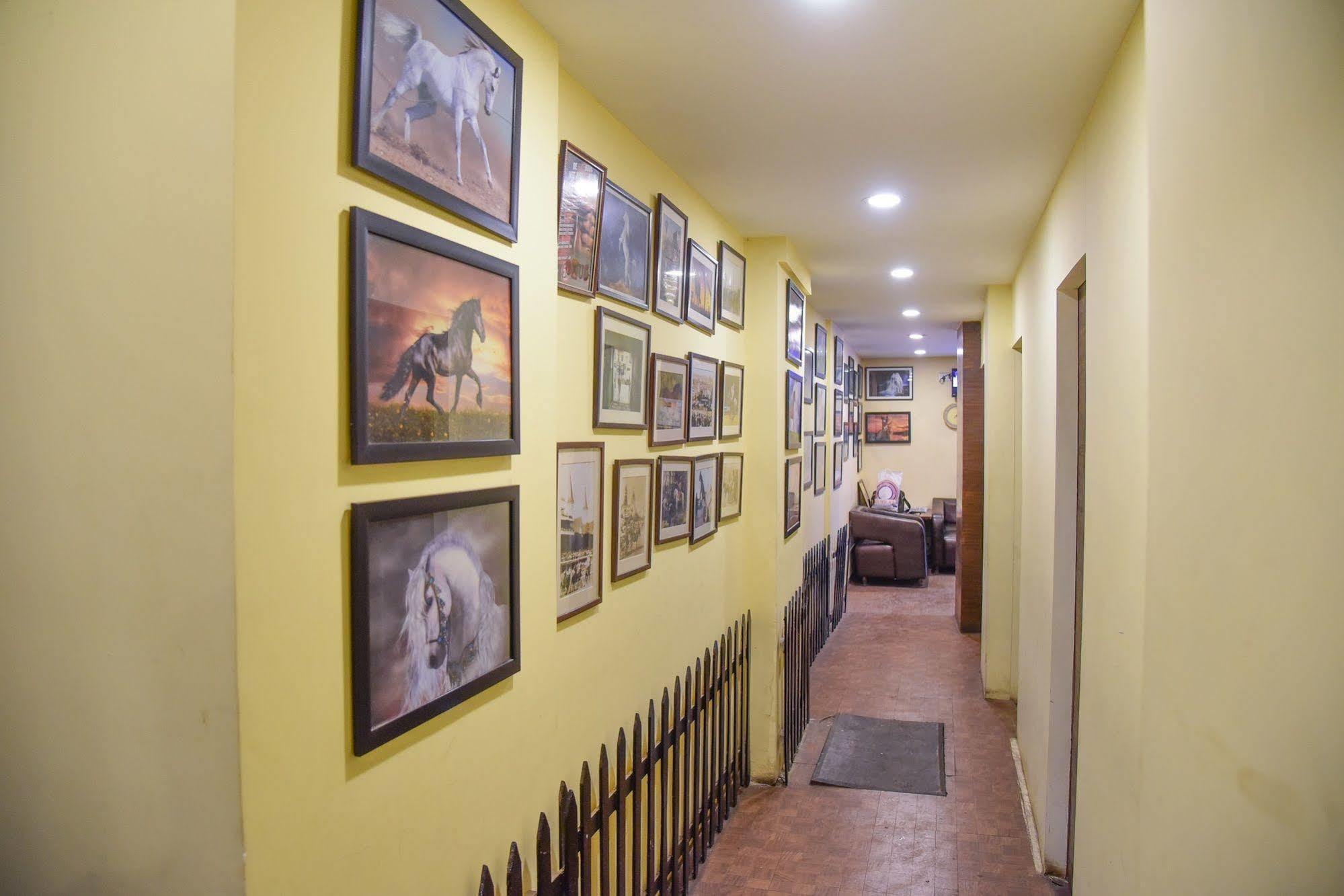 Hotel Evergreen Mumbai Ngoại thất bức ảnh